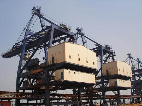 武钢工业港750t/h桥式抓斗卸船机电控系统